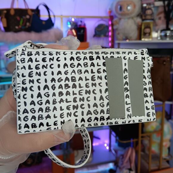 NIB Balenciaga White Black Logo Leather Zip Card Holder Wallet W/ Strap Lanyard - Picture 2 of 8